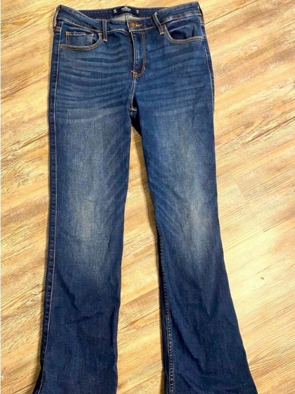 EUC HOLLISTER Mid-Rise Bootcut Stretch Jeans 30x31” (11)